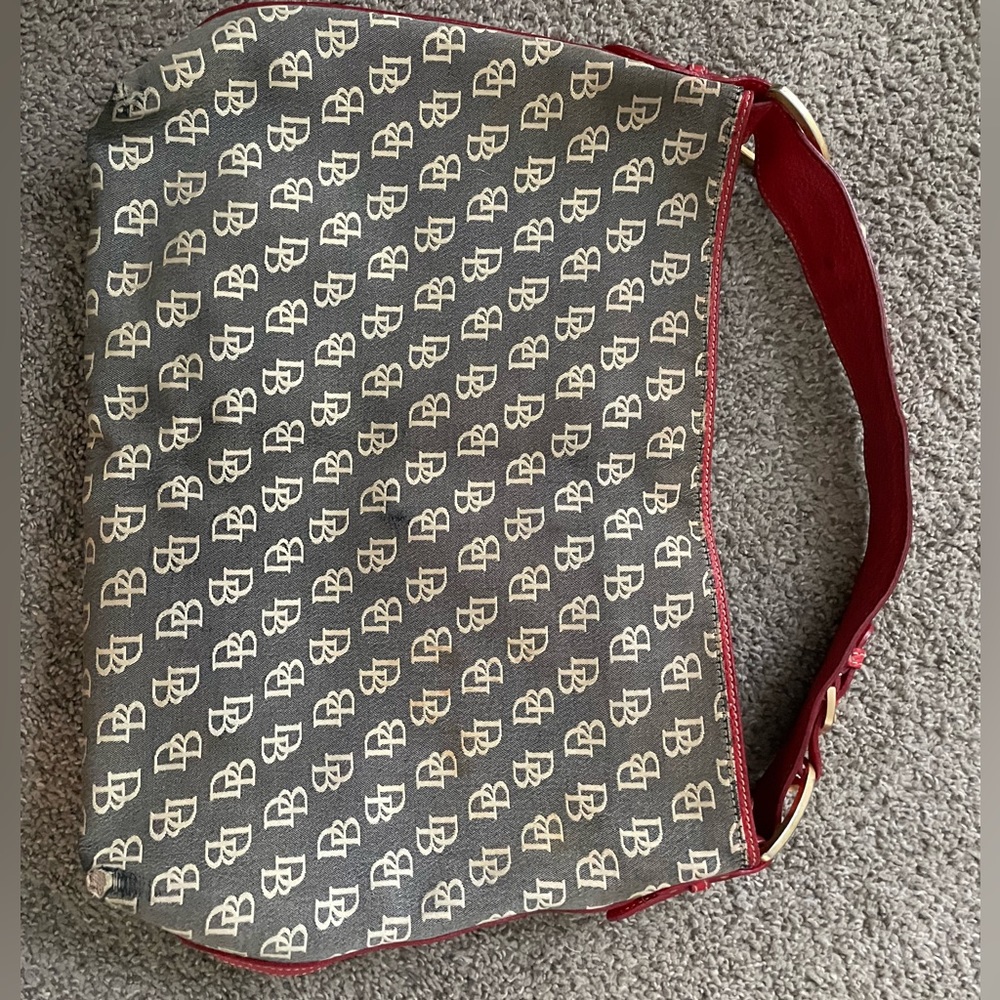 Dooney & Bourke J838138 bag